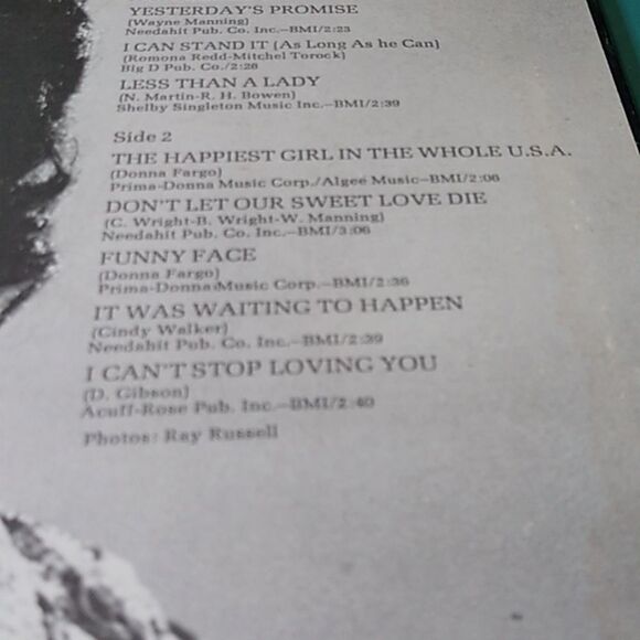 Kitty Wells Vintage Vinyl Record with Blue Cover - Picture 6 of 10